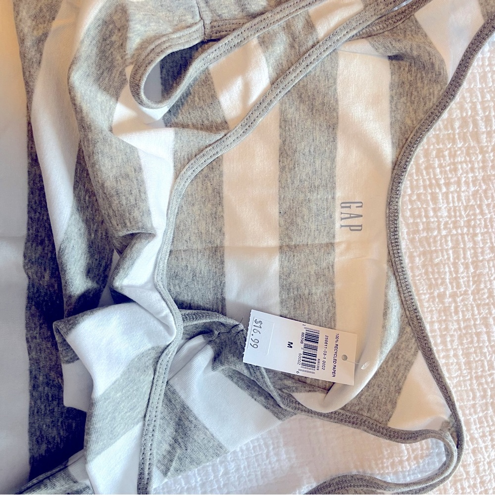 Gap tank top